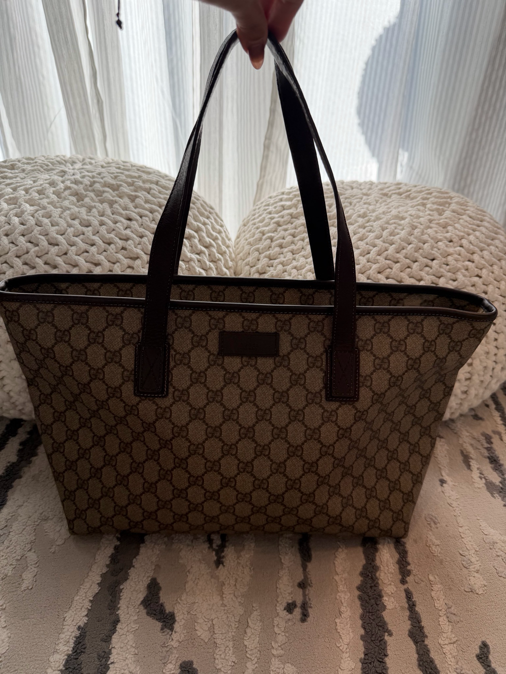 Gucci Supreme Plus Zipper Tote