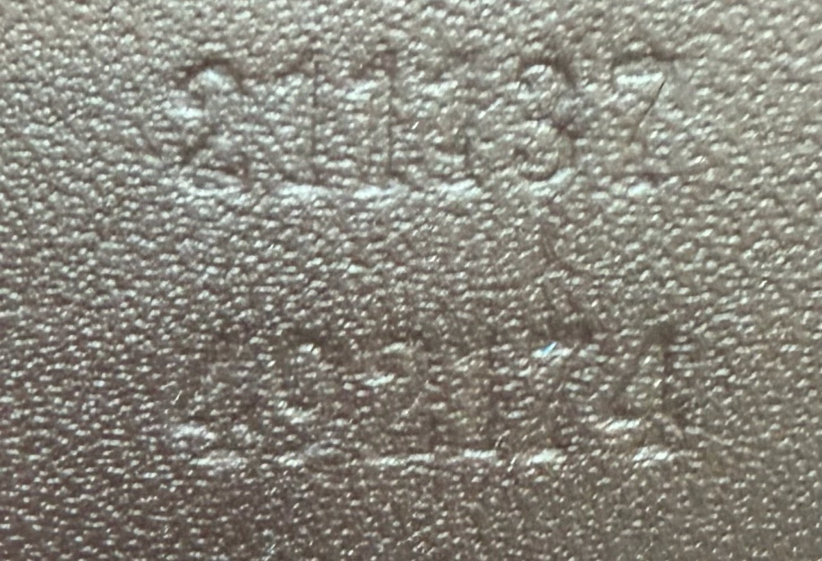 Gucci Supreme Plus Zipper Tote