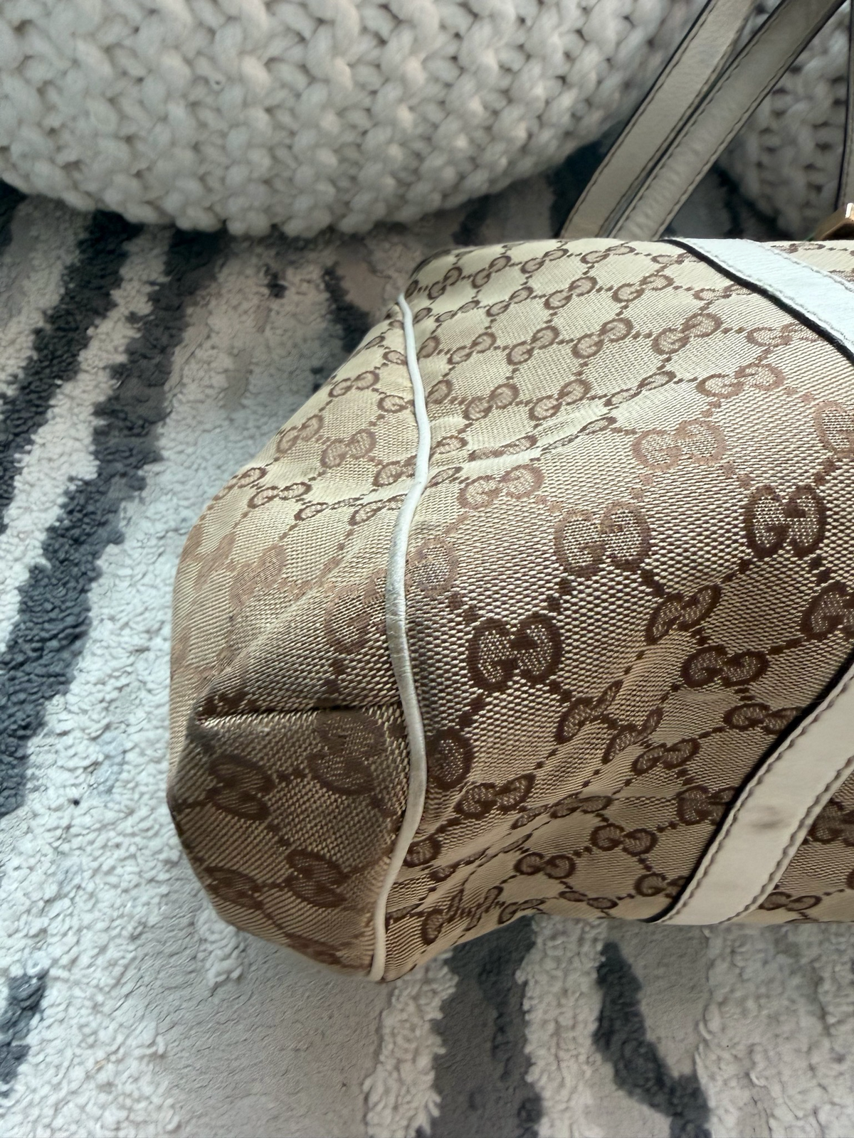 Gucci Ladies New Web Tote Medium