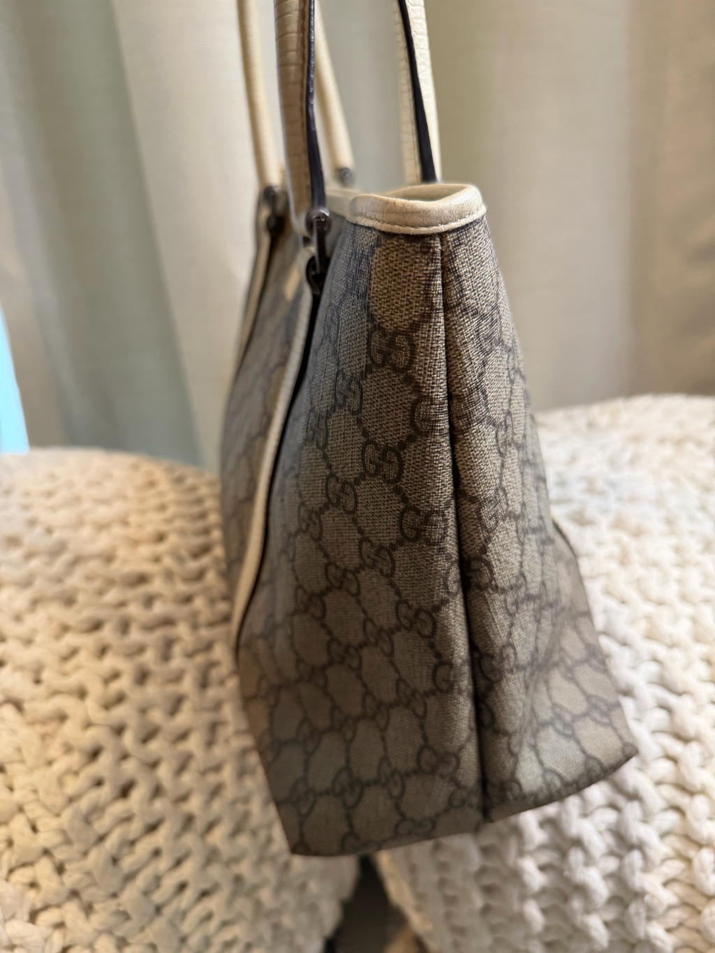 Gucci Supreme Plus Tote Shoulder Bag