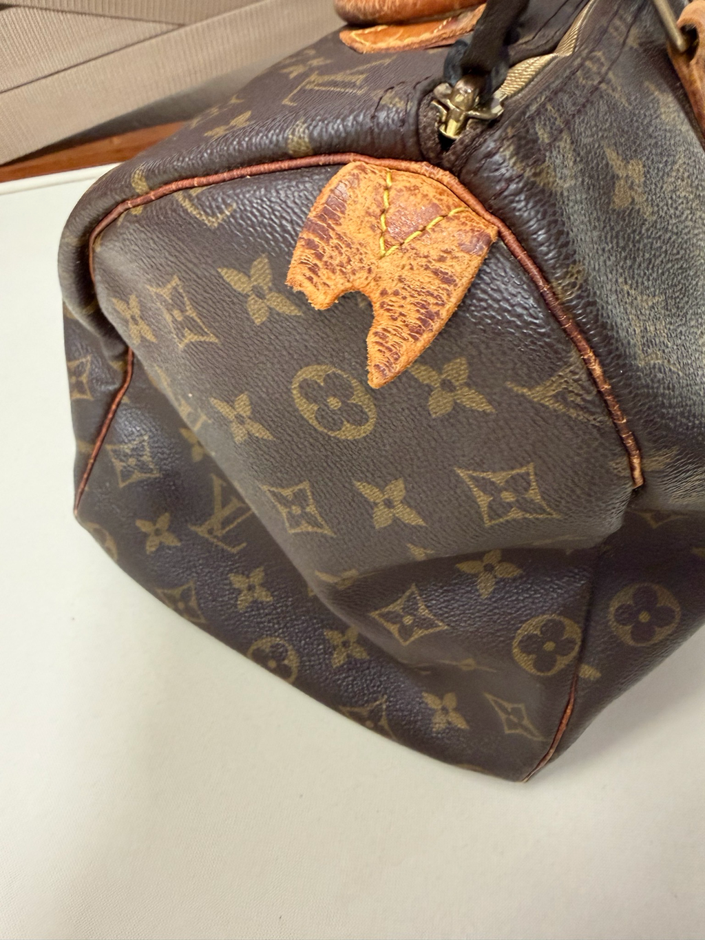 Louus Vuitton Monogram Speedy 35 Boston Bowler Satchel