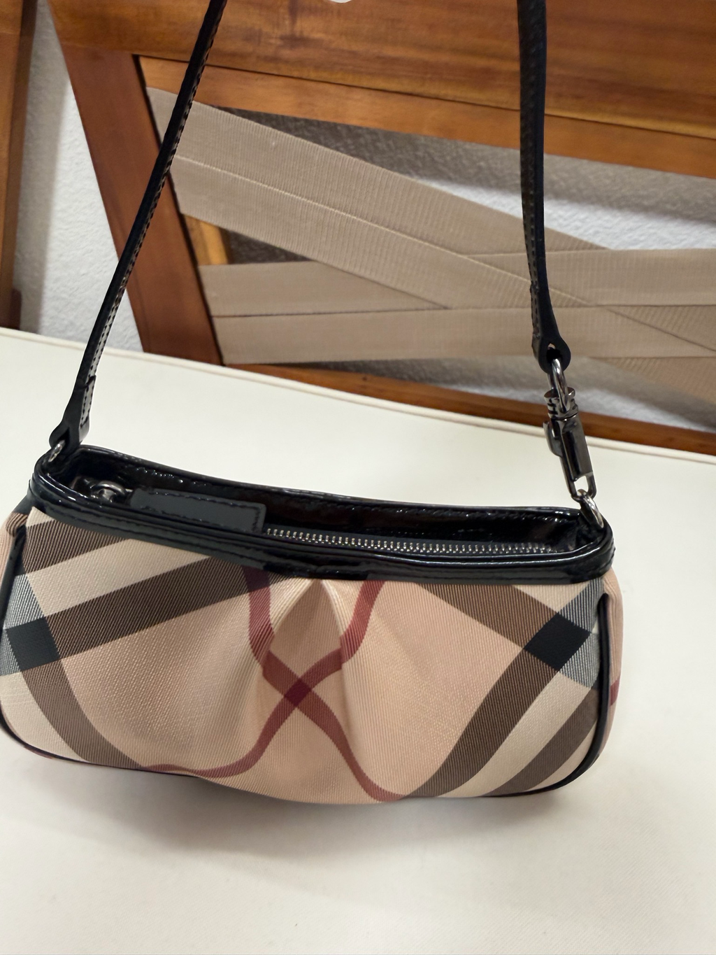 Burberry Pochette Haymarket Check Aston
