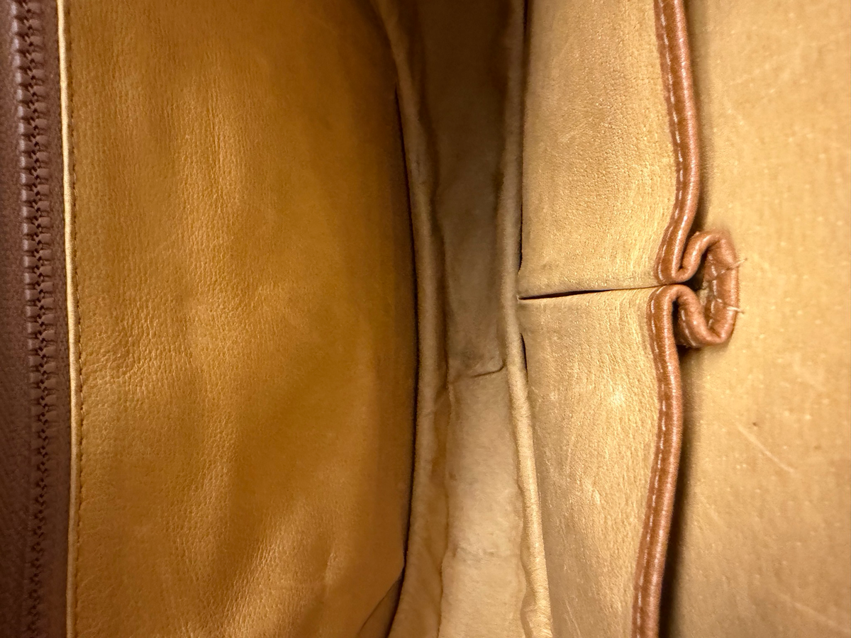 Gucci Vintage Structured Hobo Shoulder Sling
