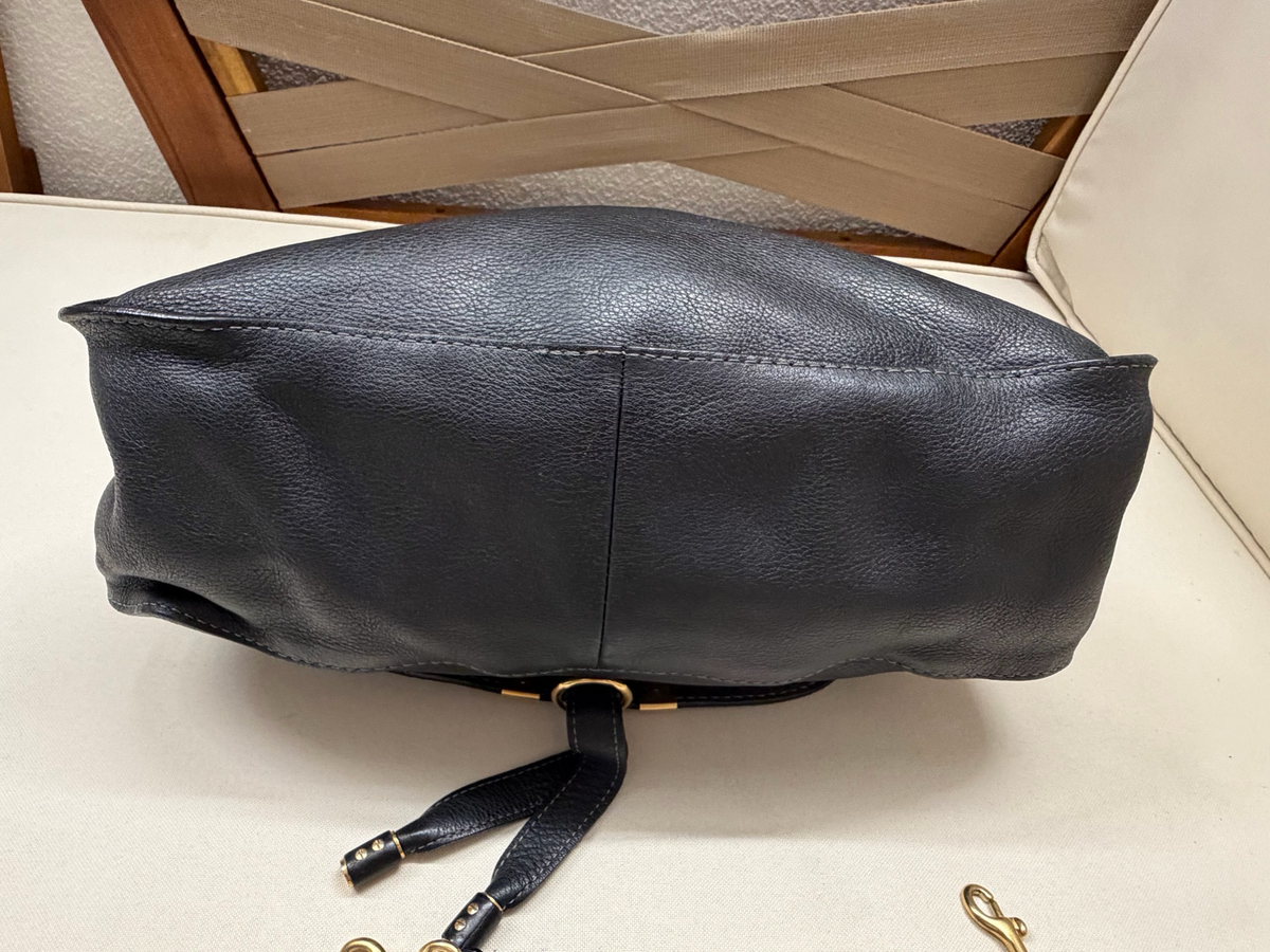 Chloe Marcie Pebbled Leather Black Messenger Crossbody Sling Medium in Black