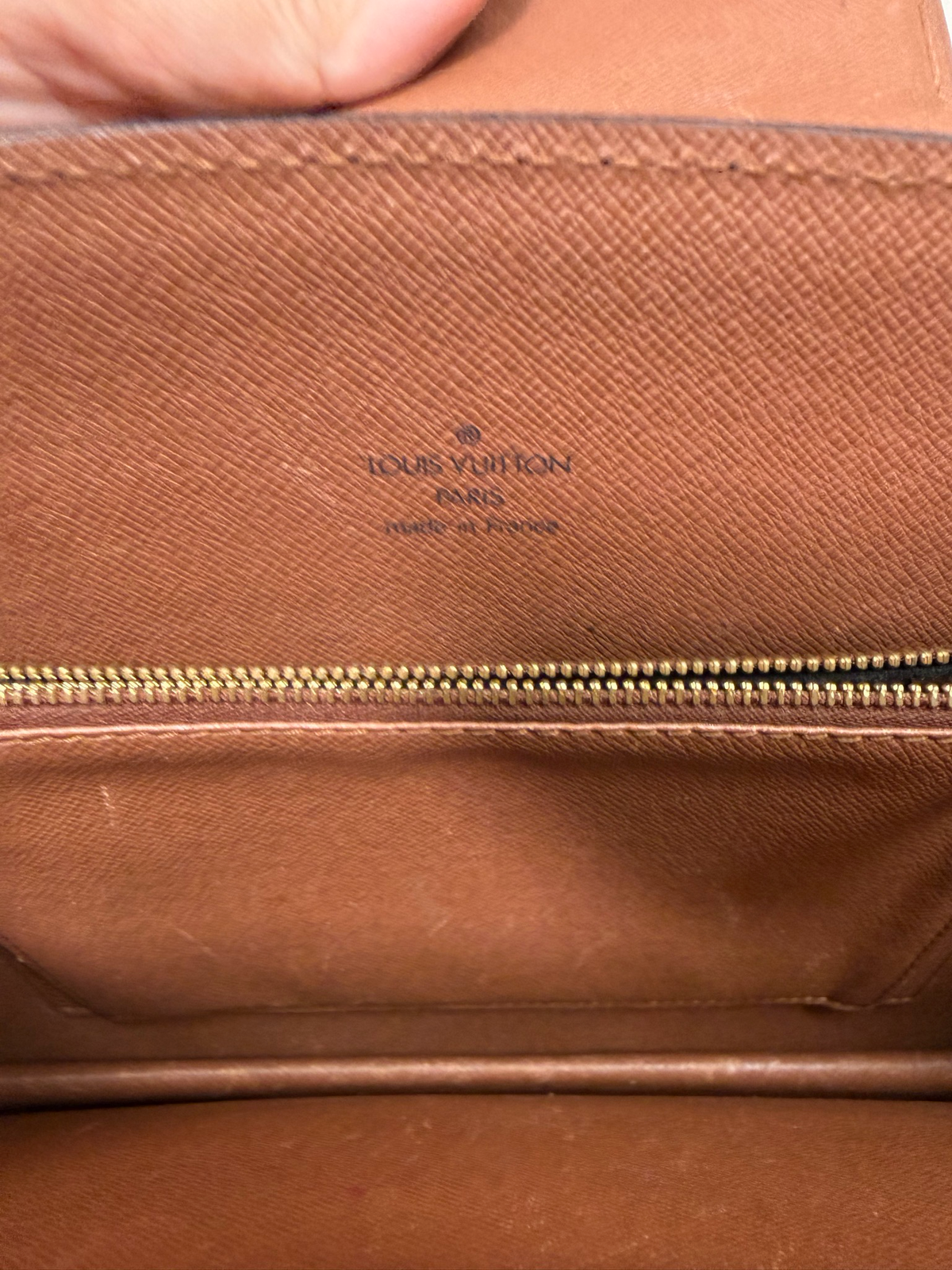 Louis Vuitton Monogram Courcelles Crossbody Messenger
