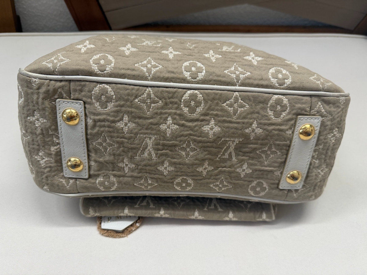 Louis Vuitton Monogram Limited Edition Sabbia Mm