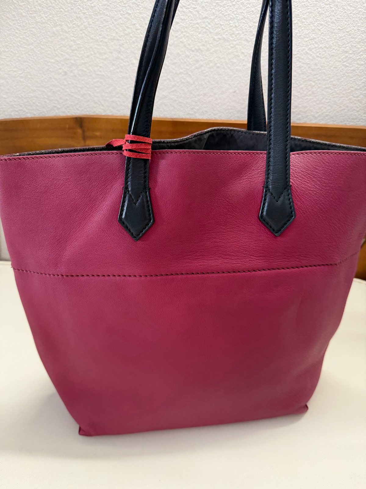 Fendi All in Shopper Tote Shoulder Bag in Amarena/Black Leather