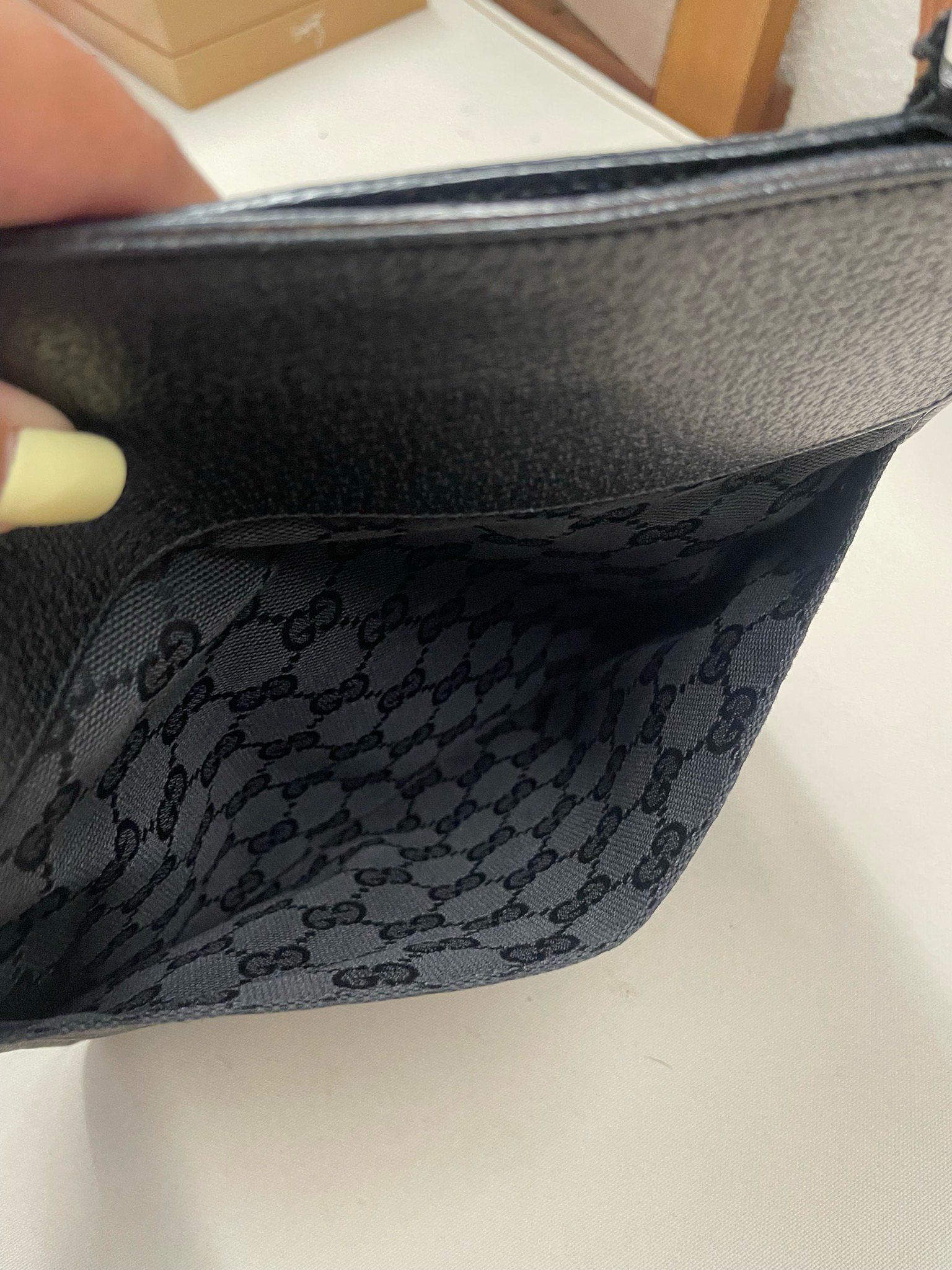 Gucci Monogram Flat Messenger Sling Crossbody in Black