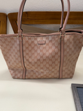 Gucci Supreme Tote in Pink