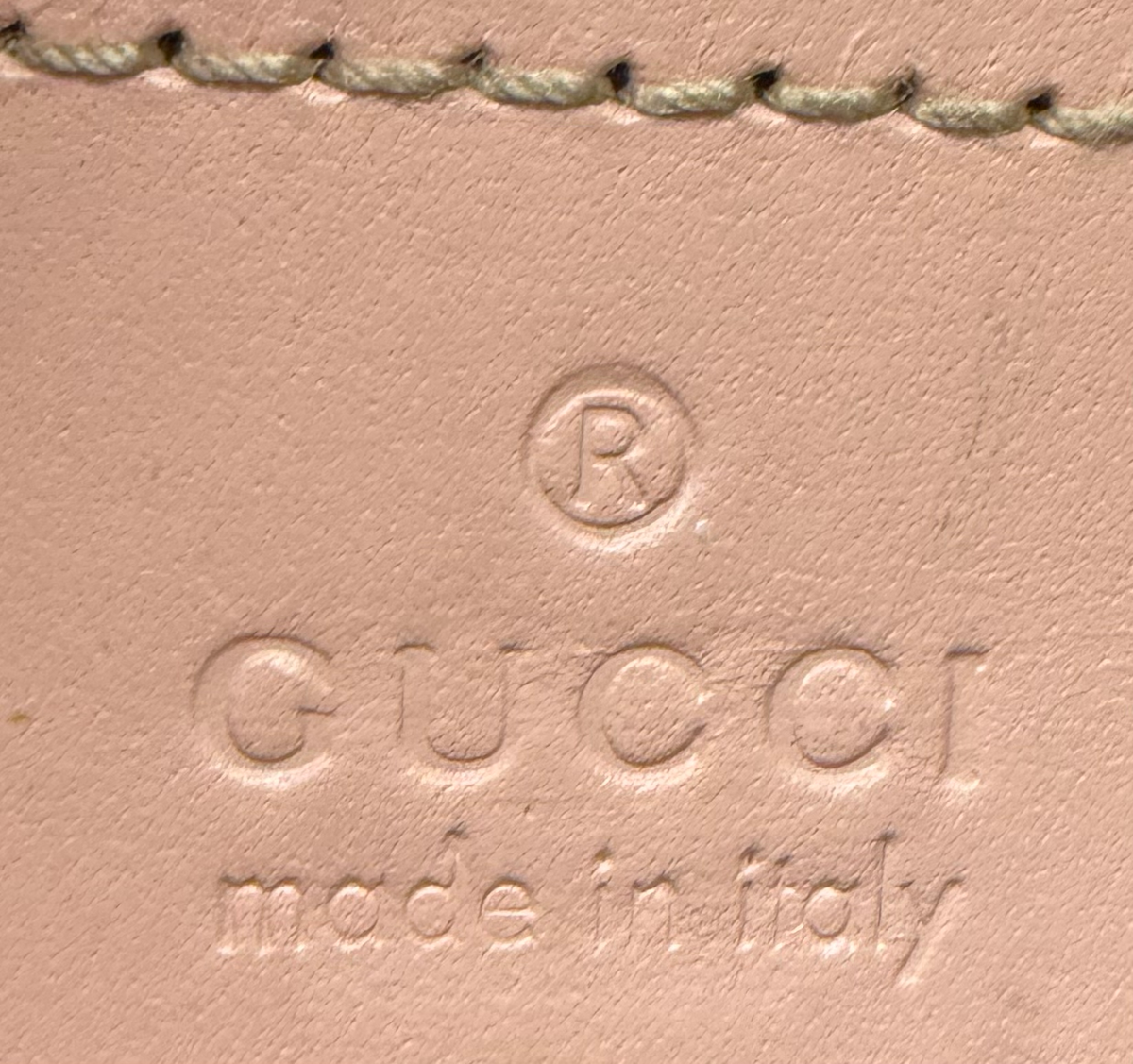 Gucci Supreme Tote in Pink
