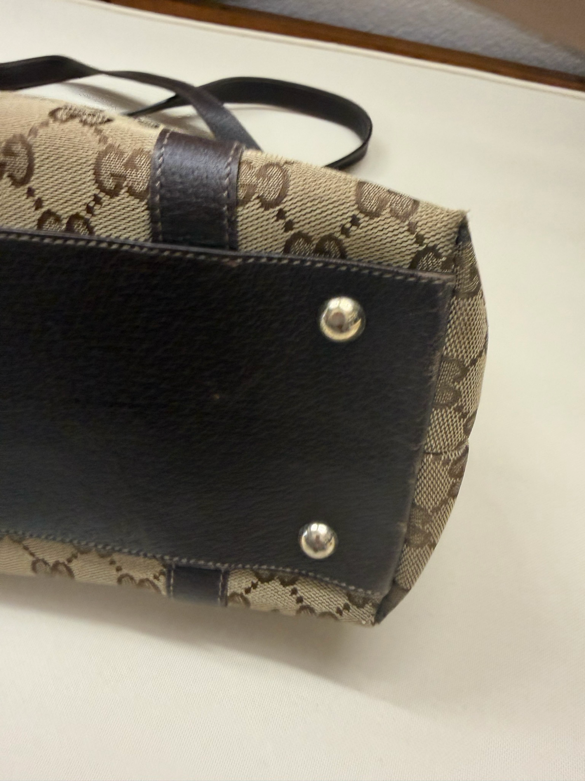 Gucci Abbey Zipper Tote Shoulder