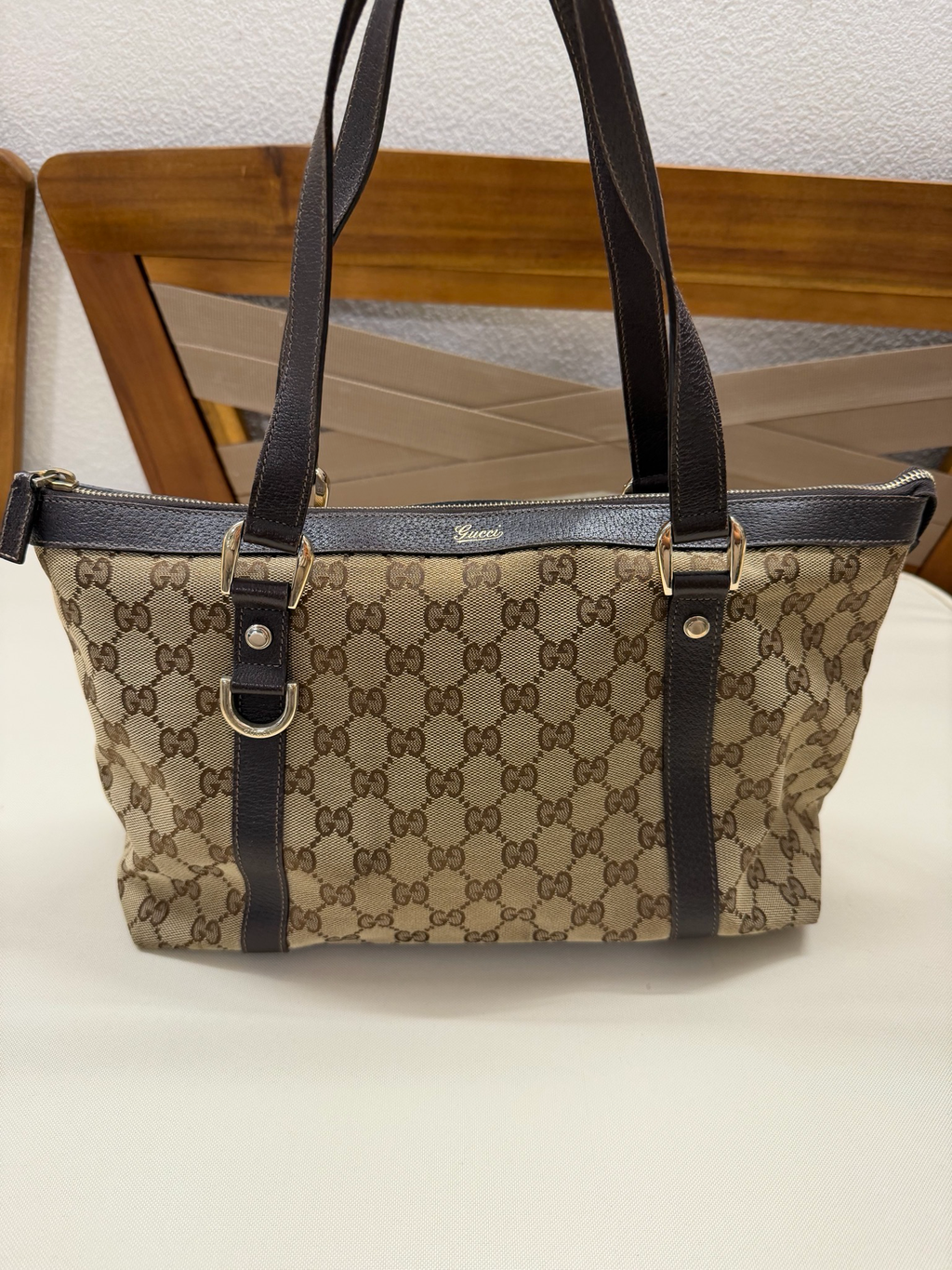 Gucci Abbey Zipper Tote Shoulder