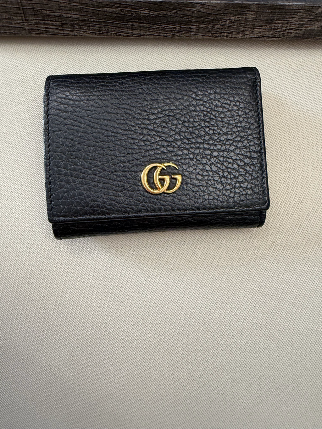 Gucci Pebbled Leather Card Case Wallet Tri Fold in Black