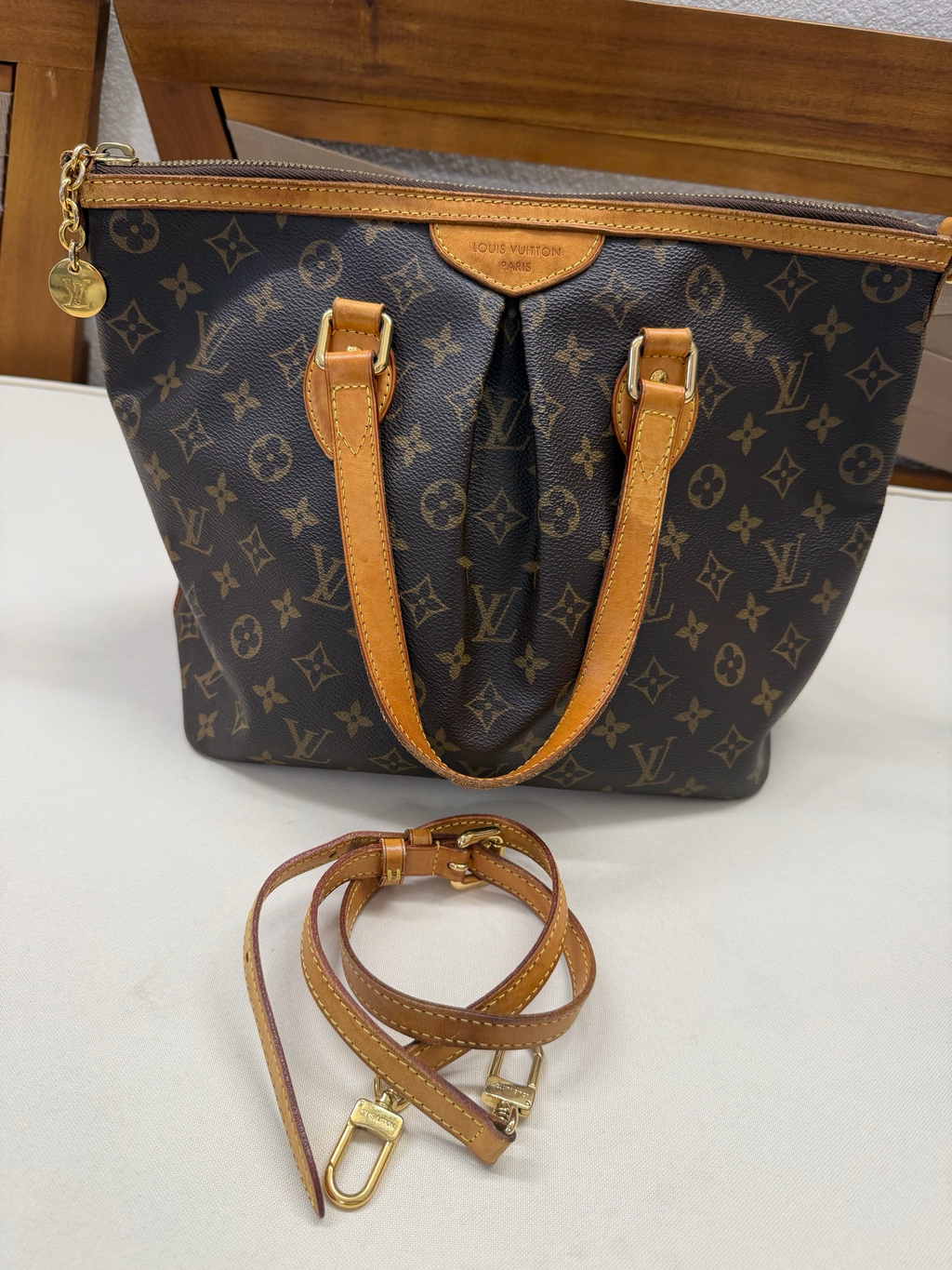 Louis Vuitton Monogram Palermo Pm Shoulder Sling