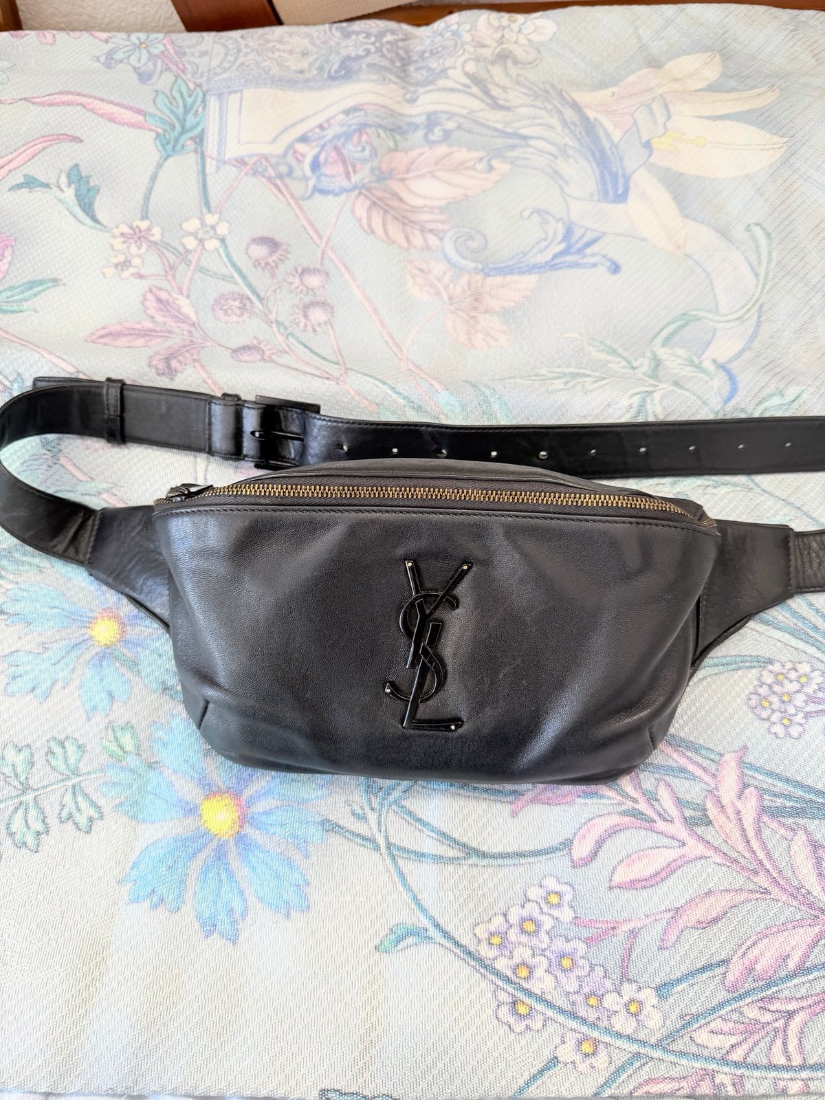 Yves Saint Laurent Lambskin Bum Bag in Black