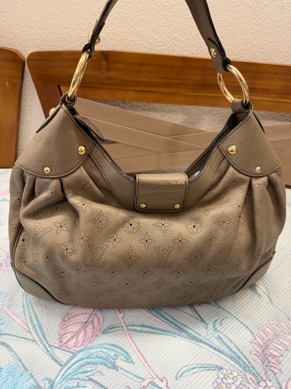 Louis Vuitton Mahina Hobo Monogram Shoulder Bag