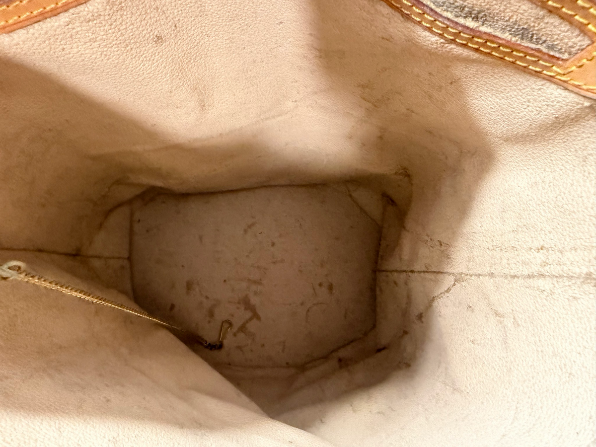 Louis Vuitton Monogram Bucket Gm Tote