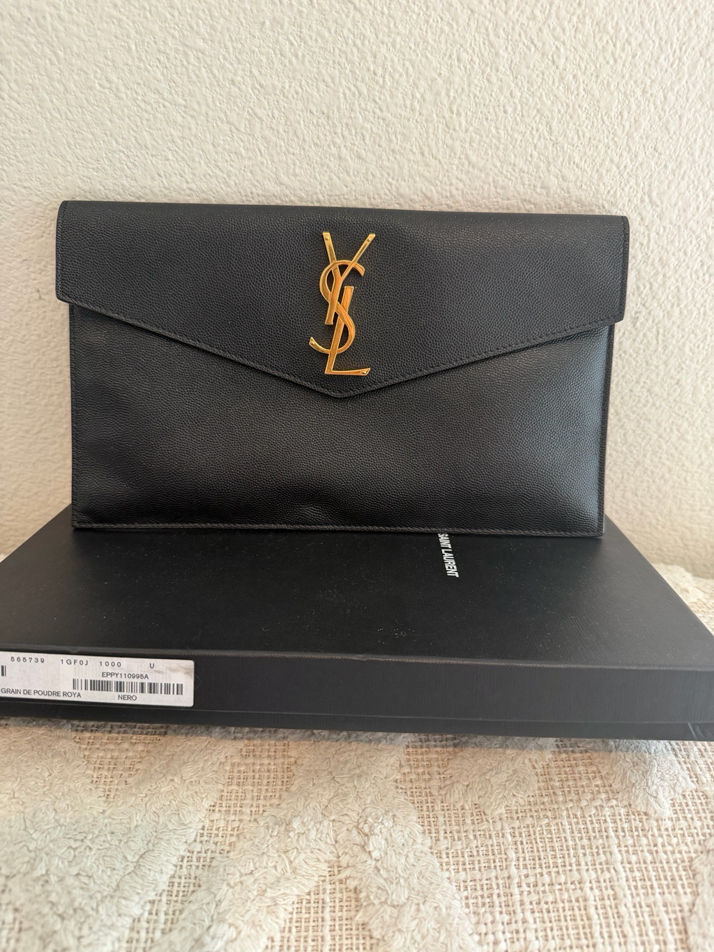 Yves Saint Laurent Flap Clutch in Black