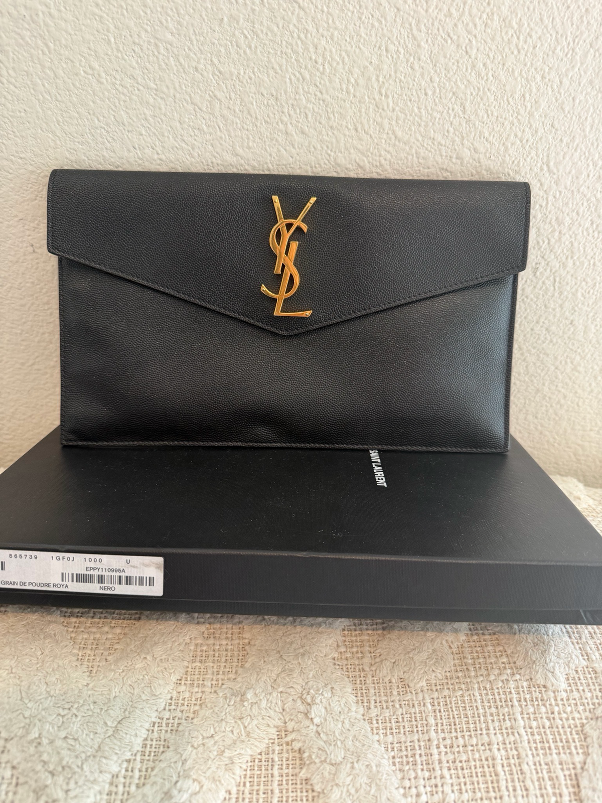 Yves Saint Laurent Flap Clutch in Black
