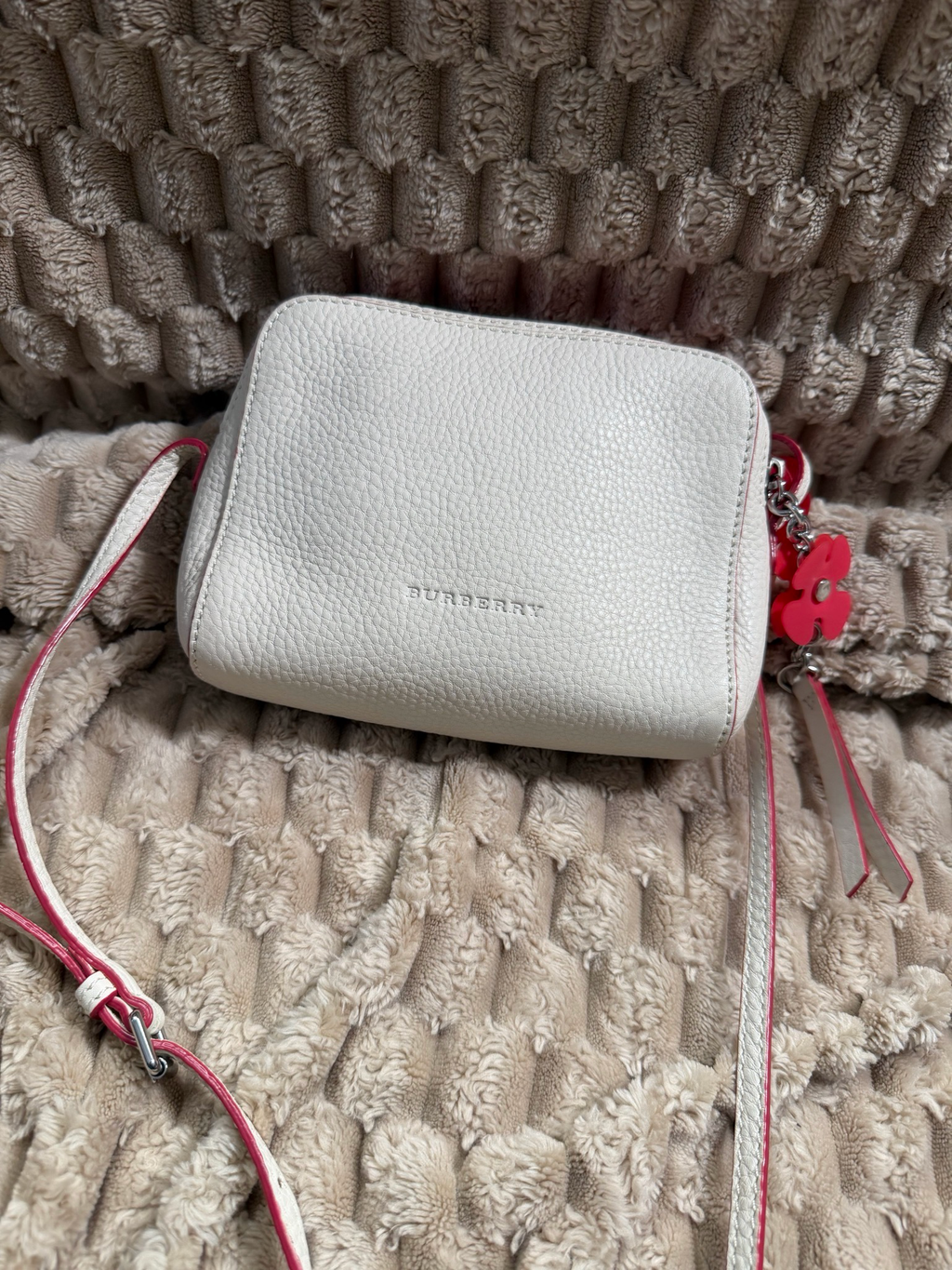 Burberry Pebbled Leather Camera Bag Crossbody Sling in White