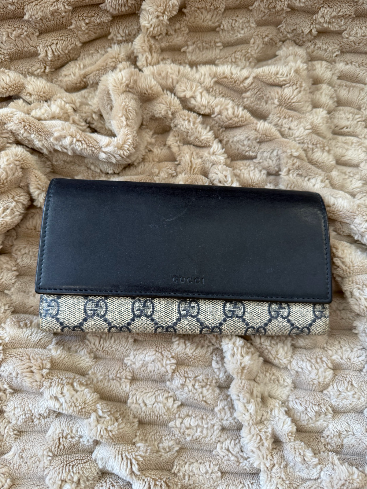 Gucci Supreme Monogram Flap Wallet in Navy Blue