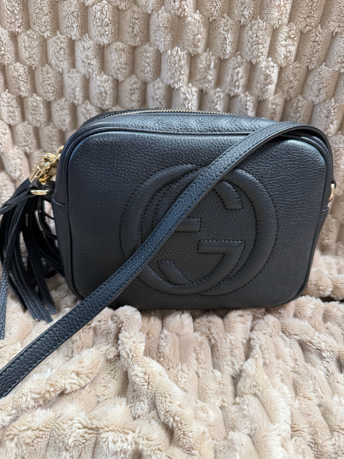 Gucci Pebbled Leather Disco Soho Small Camera Bag in Black