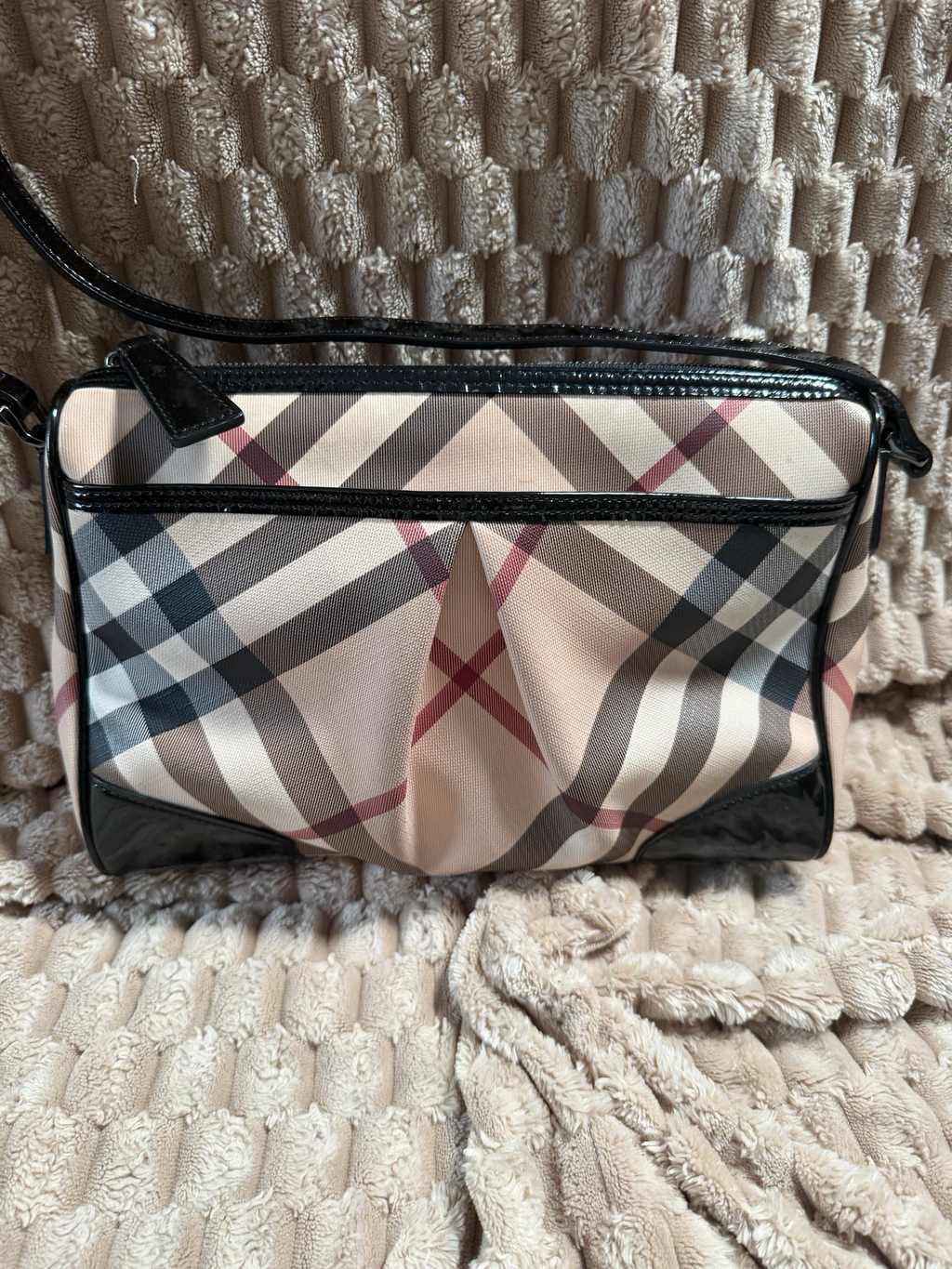Burberry Novacheck Haymarket Messenger Sling