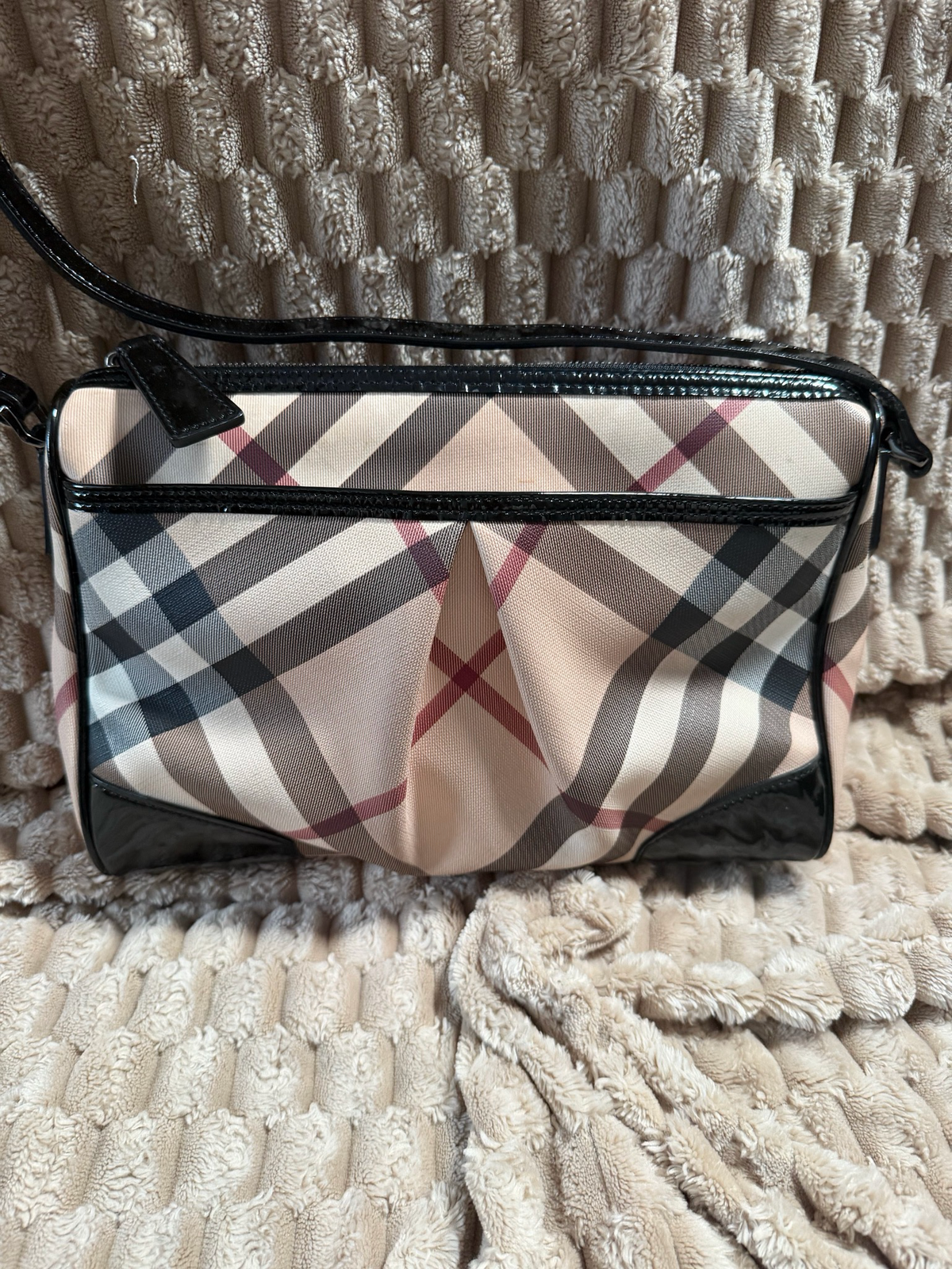 Burberry Novacheck Haymarket Messenger Sling