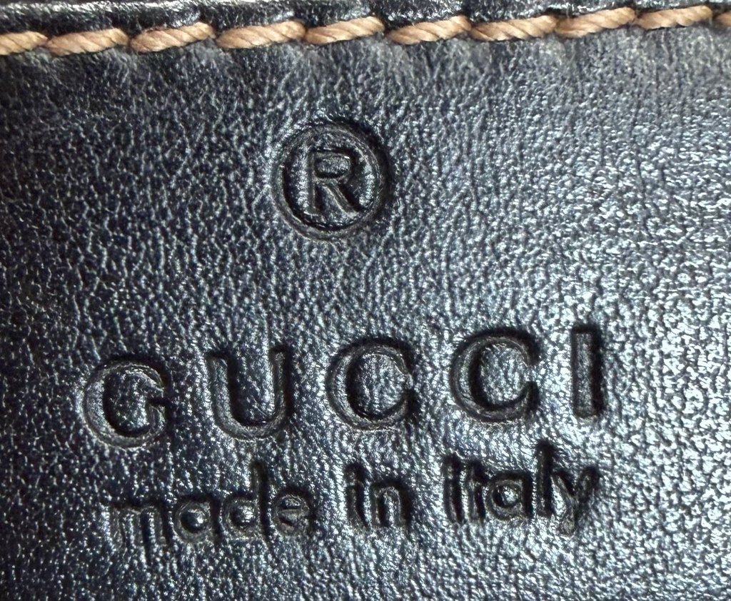 Gucci Marmont Matelasse Leather Front Flap Crossbody Small in Black