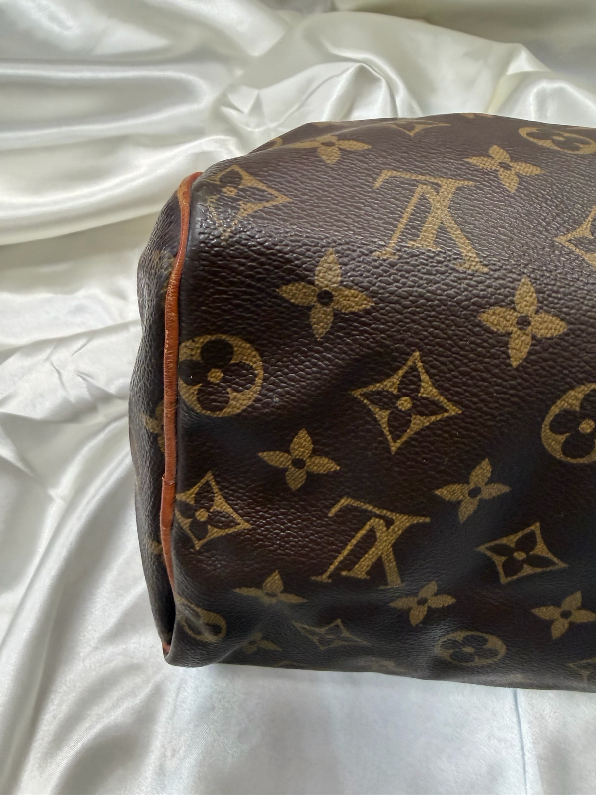 Louis Vuitton Monogram Speedy 25 Satchel Boston Top Handle