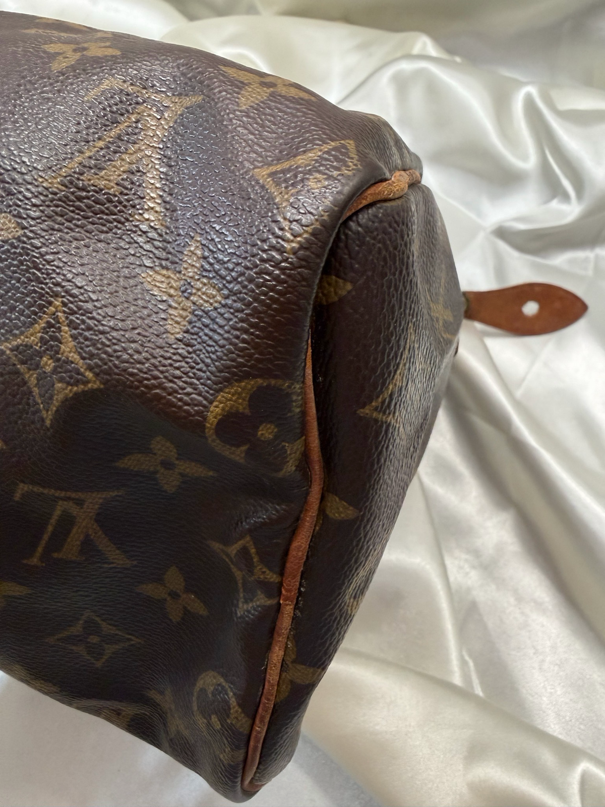 Louis Vuitton Monogram Speedy 25 Satchel Boston Top Handle