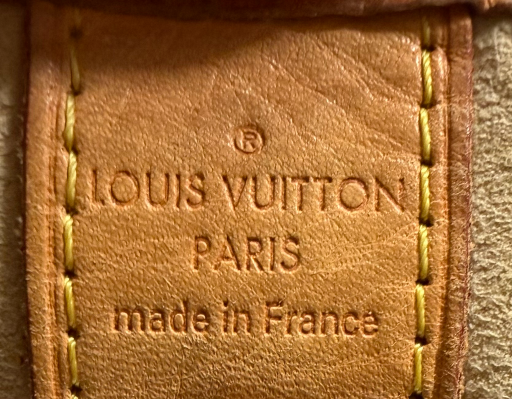 Louis Vuitton Galliera PM Hobo Shoulder Bag