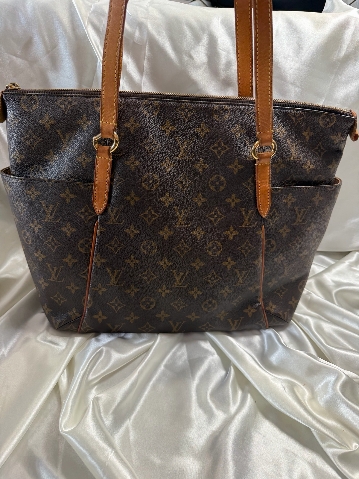 Louis Vuitton Monogram Totally Tote Shoulder