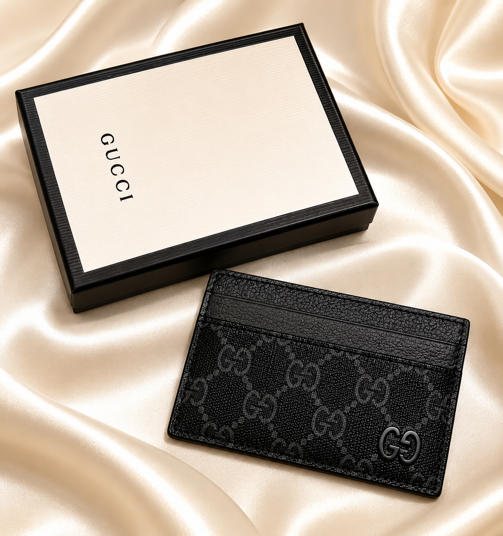 Gucci Monogram Supreme Gray Trim Card Case