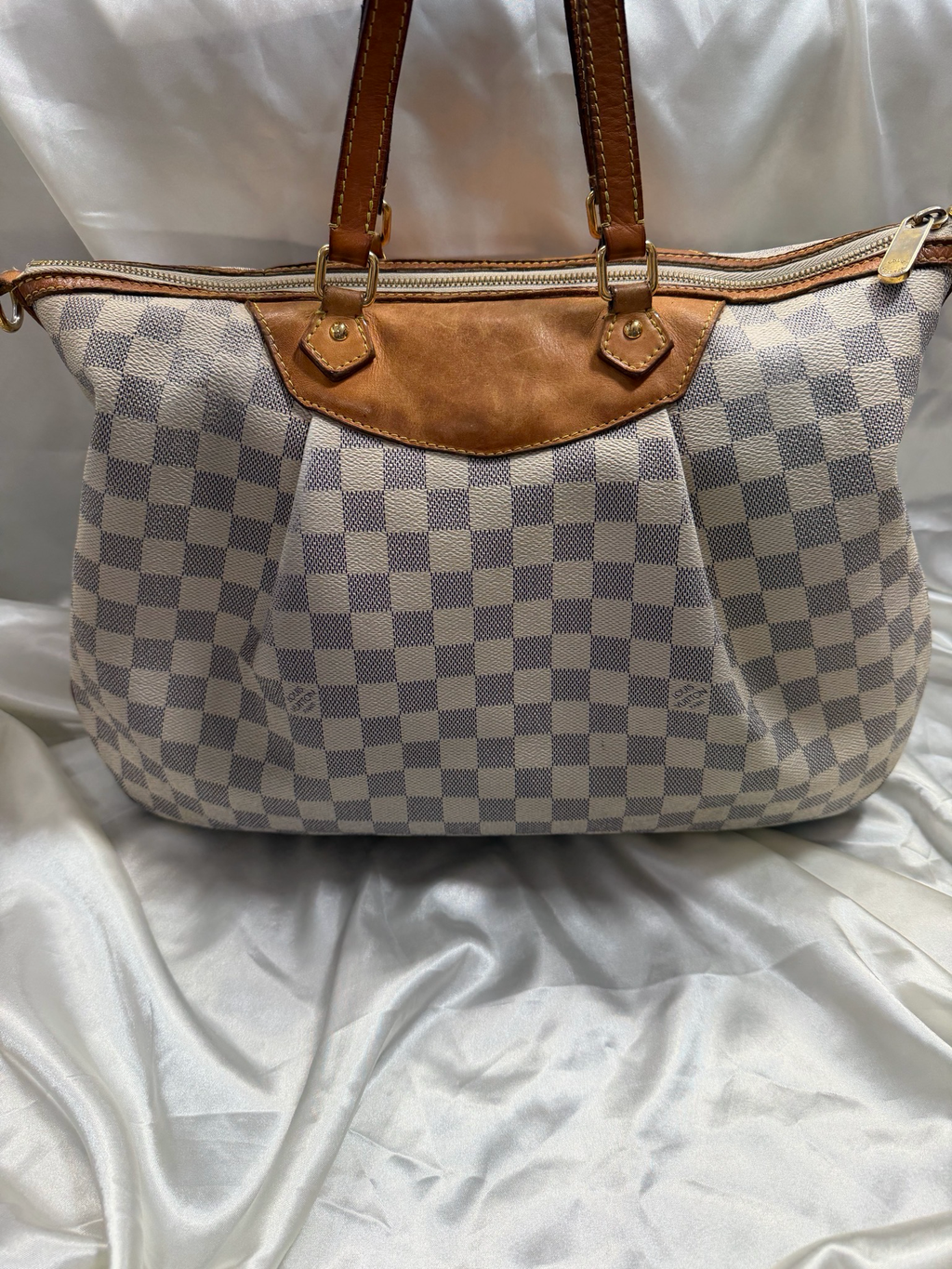 Louis Vuitton Damier Azur Siracusa Gm Sling
