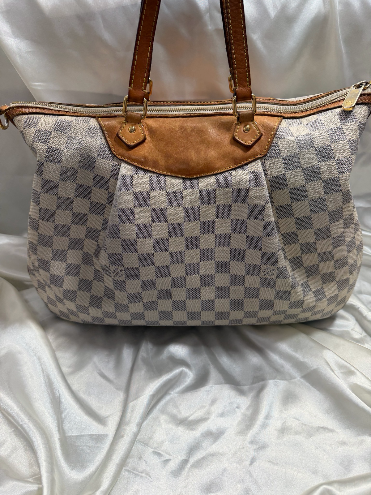 Louis Vuitton Damier Azur Siracusa Gm Sling