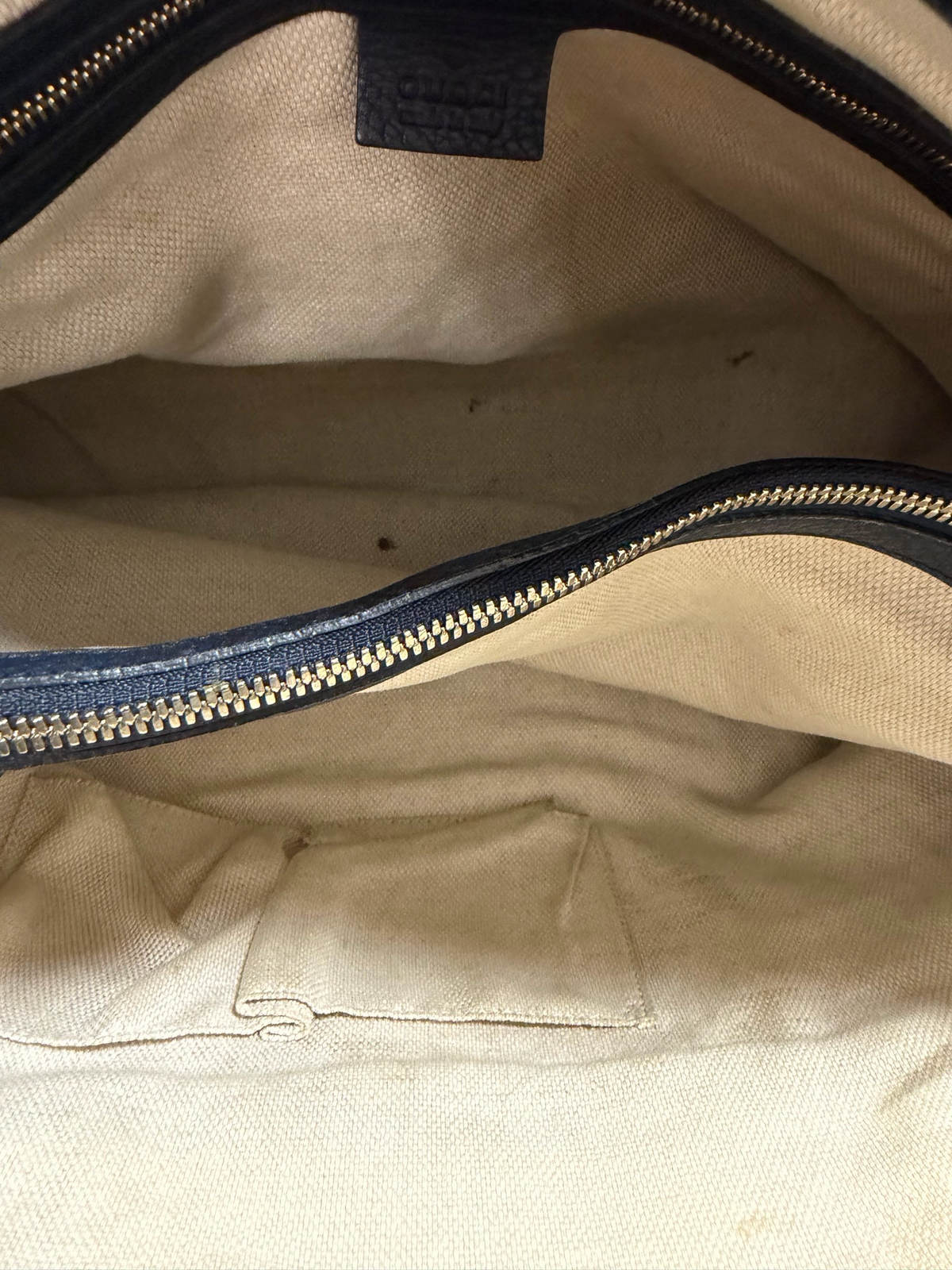 Gucci Pebbled Leather Soho Working Tote Tassel Crossbody in Navy Blue