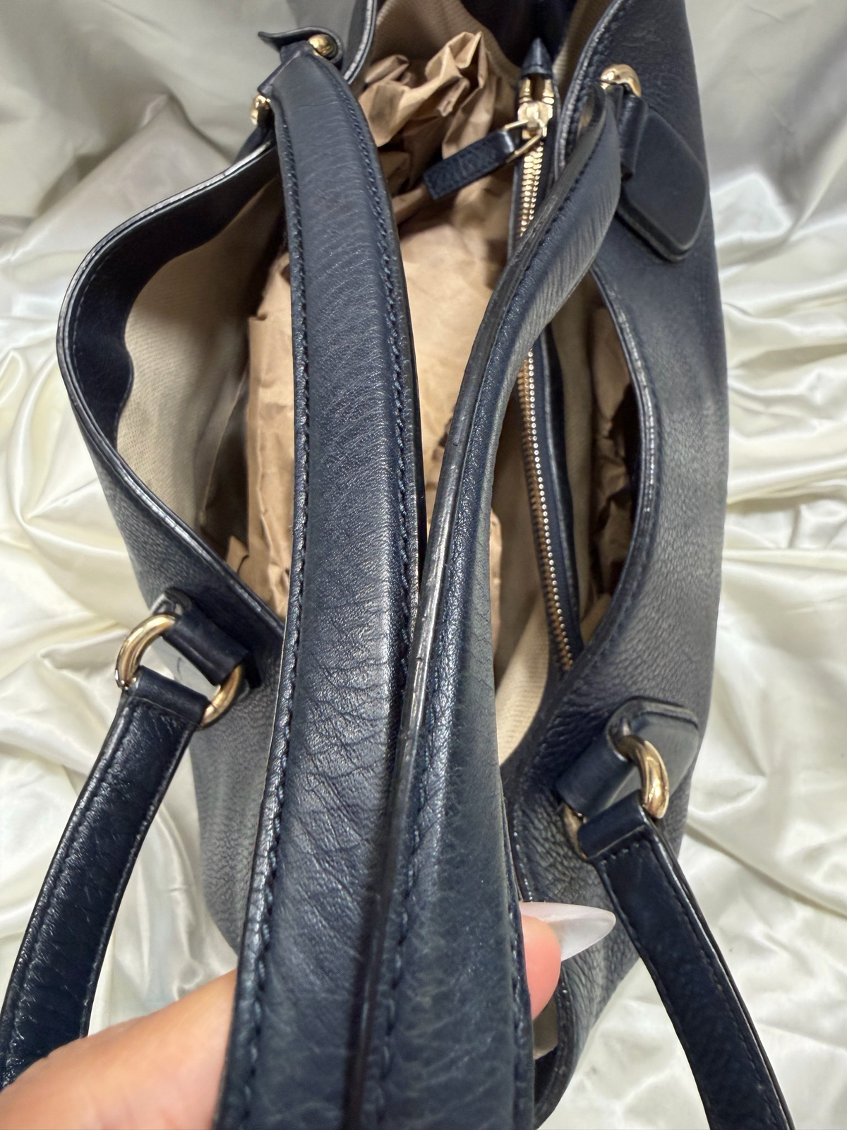 Gucci Pebbled Leather Soho Working Tote Tassel Crossbody in Navy Blue
