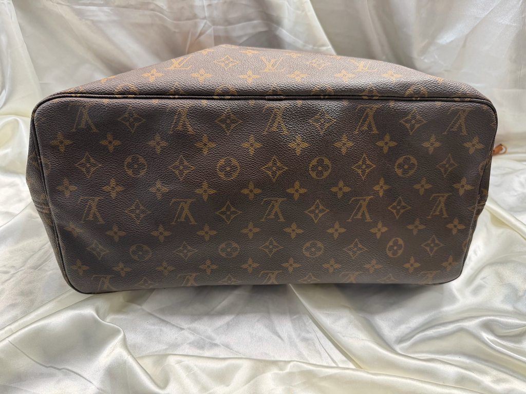 Louis Vuitton Monogram Neverfull Gm Tote