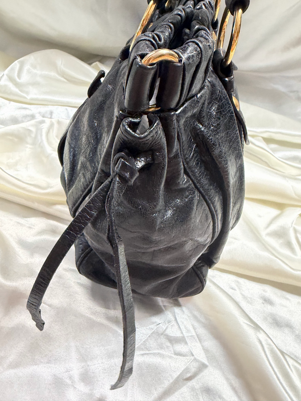 Miu Miu Vitello Lux Tote Drawstring in Black