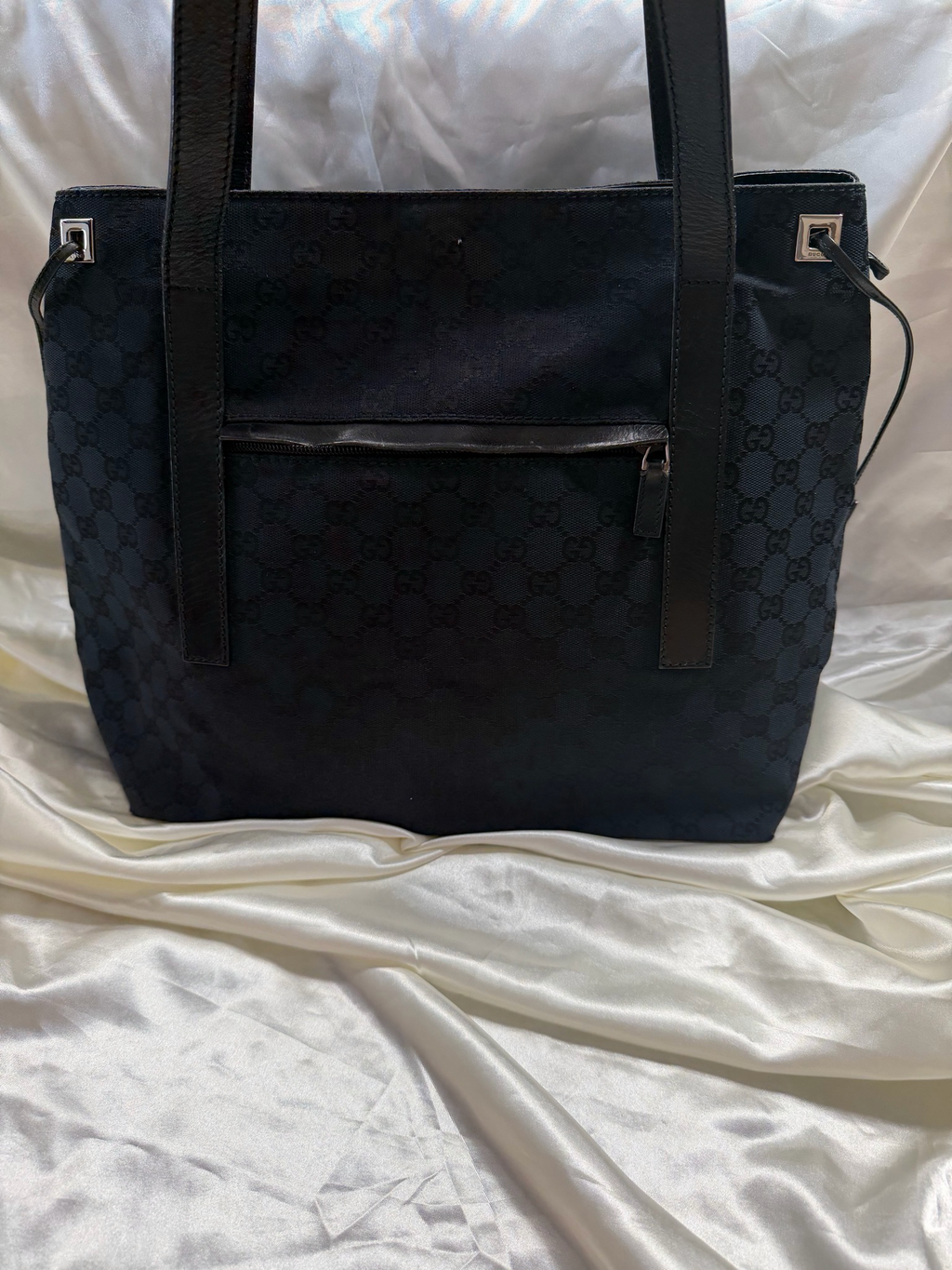 Gucci Mongram Canvas Denim Tote Front Zipper in Black