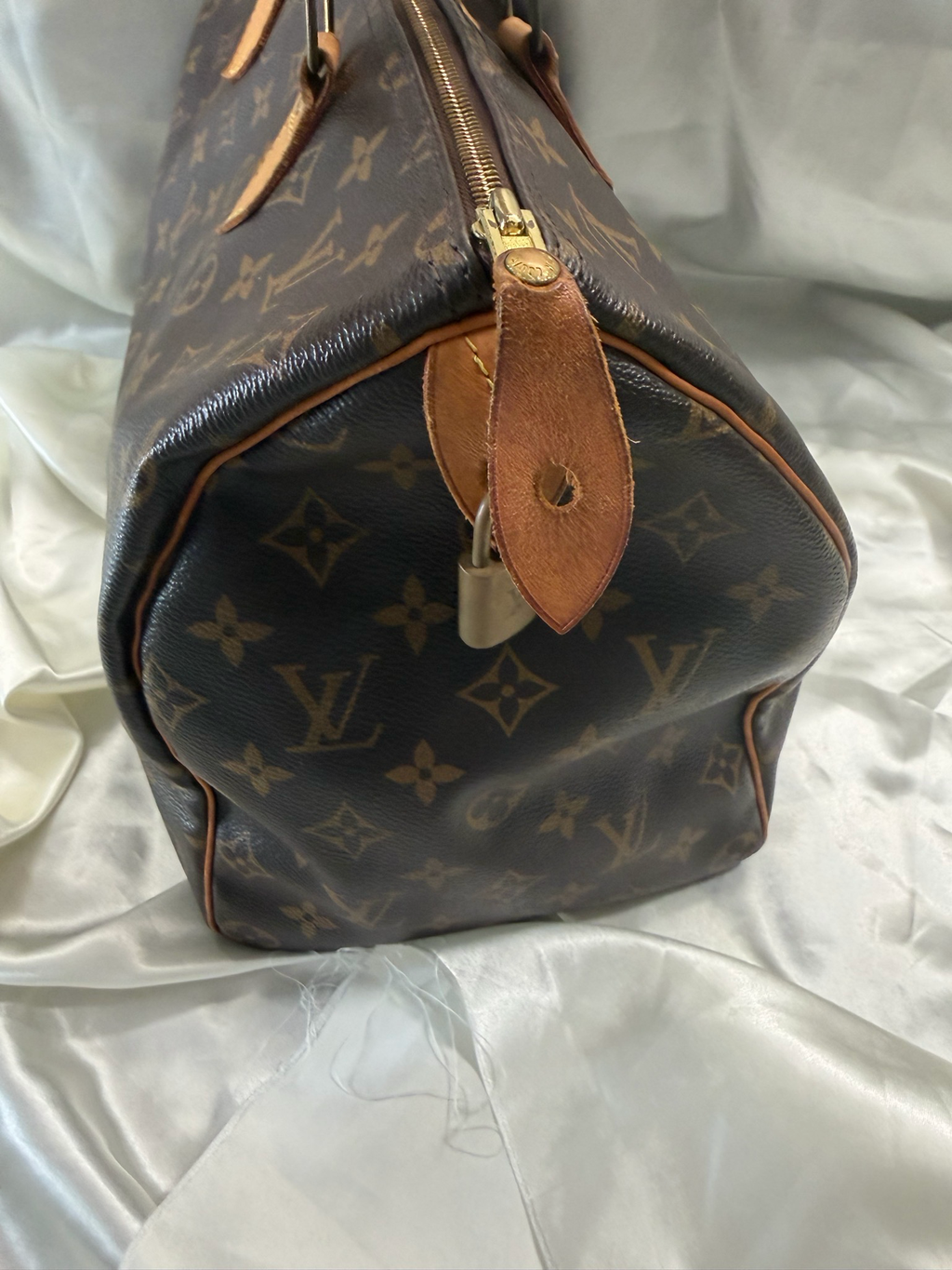 Louis Vuitton Monogram Speedy 35 Boston Bowler Satchel