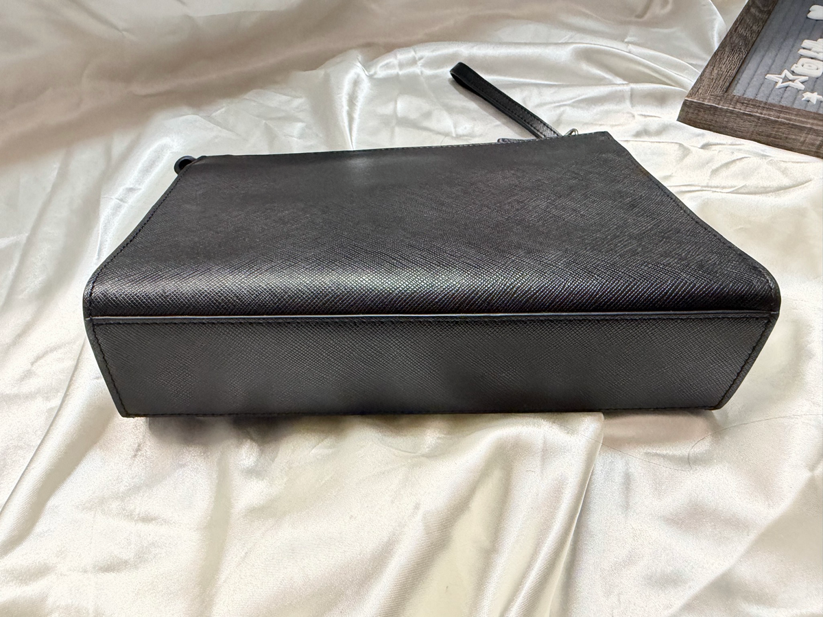 Prada Saffiano Zipper Clutch In Black