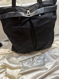 Gucci Vintage Vertical Nylon Tote Large in Black