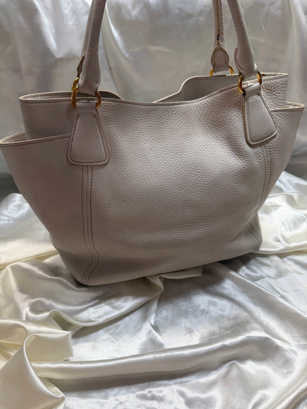 Prada Vitello Daino Tote Convertible Side Pockets