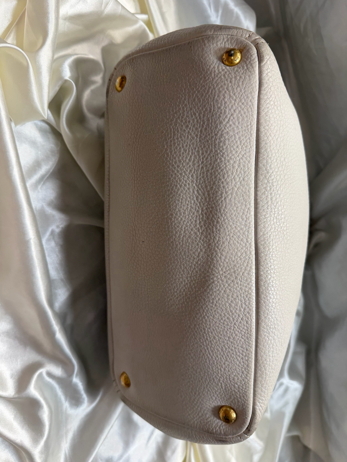 Prada Vitello Daino Tote Convertible Side Pockets