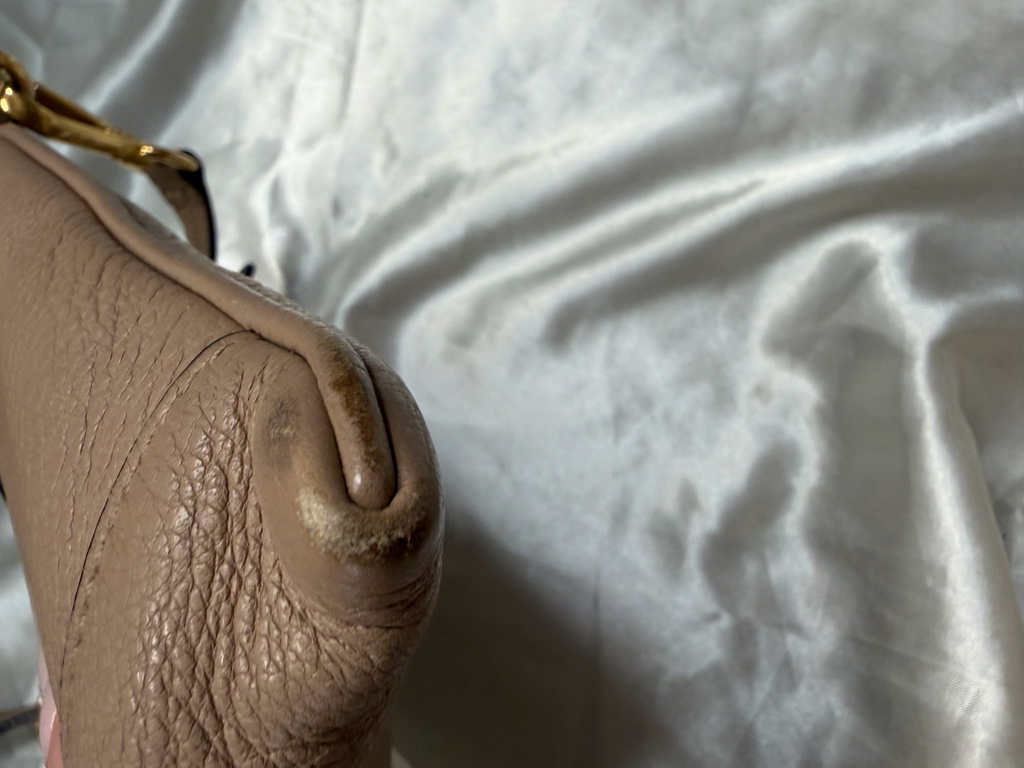 Prada Vitello Daino Flat Messenger Crossbody Sling