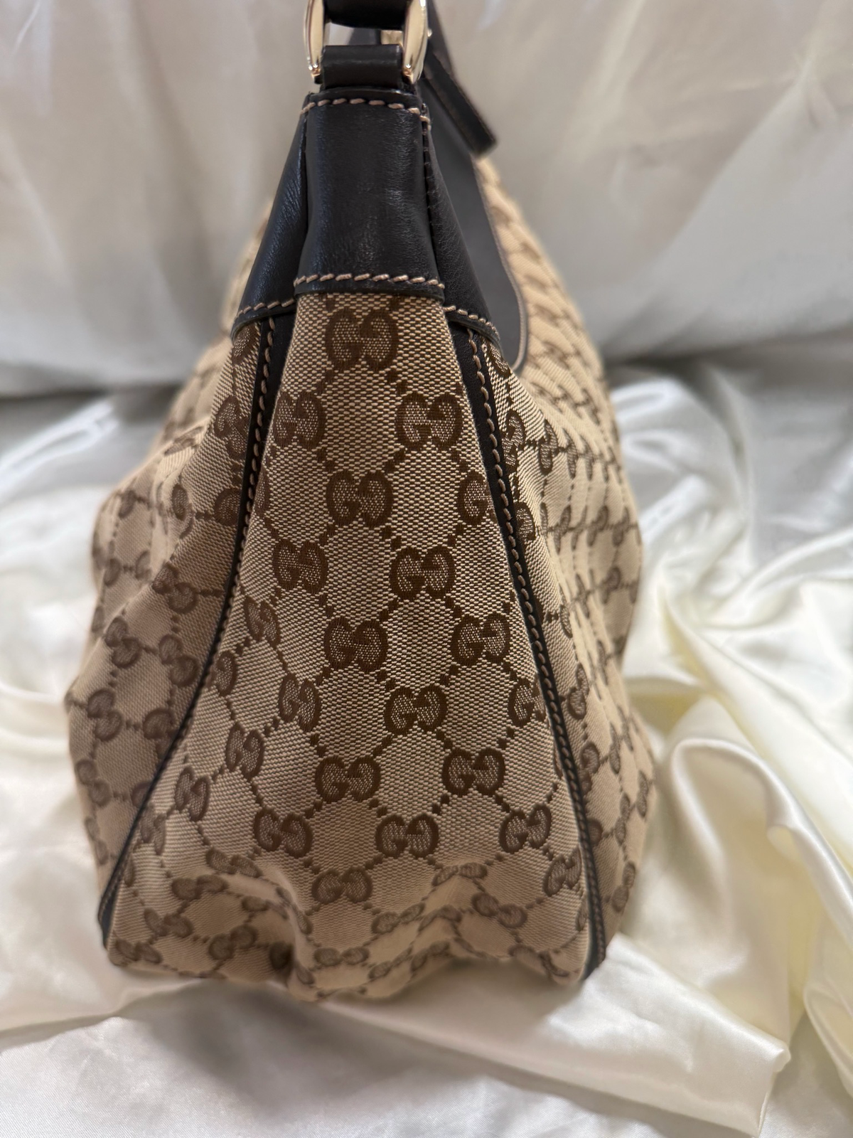 Gucci Monogram Canvas Abbey Tote Hobo D Ring Shoulder Bag