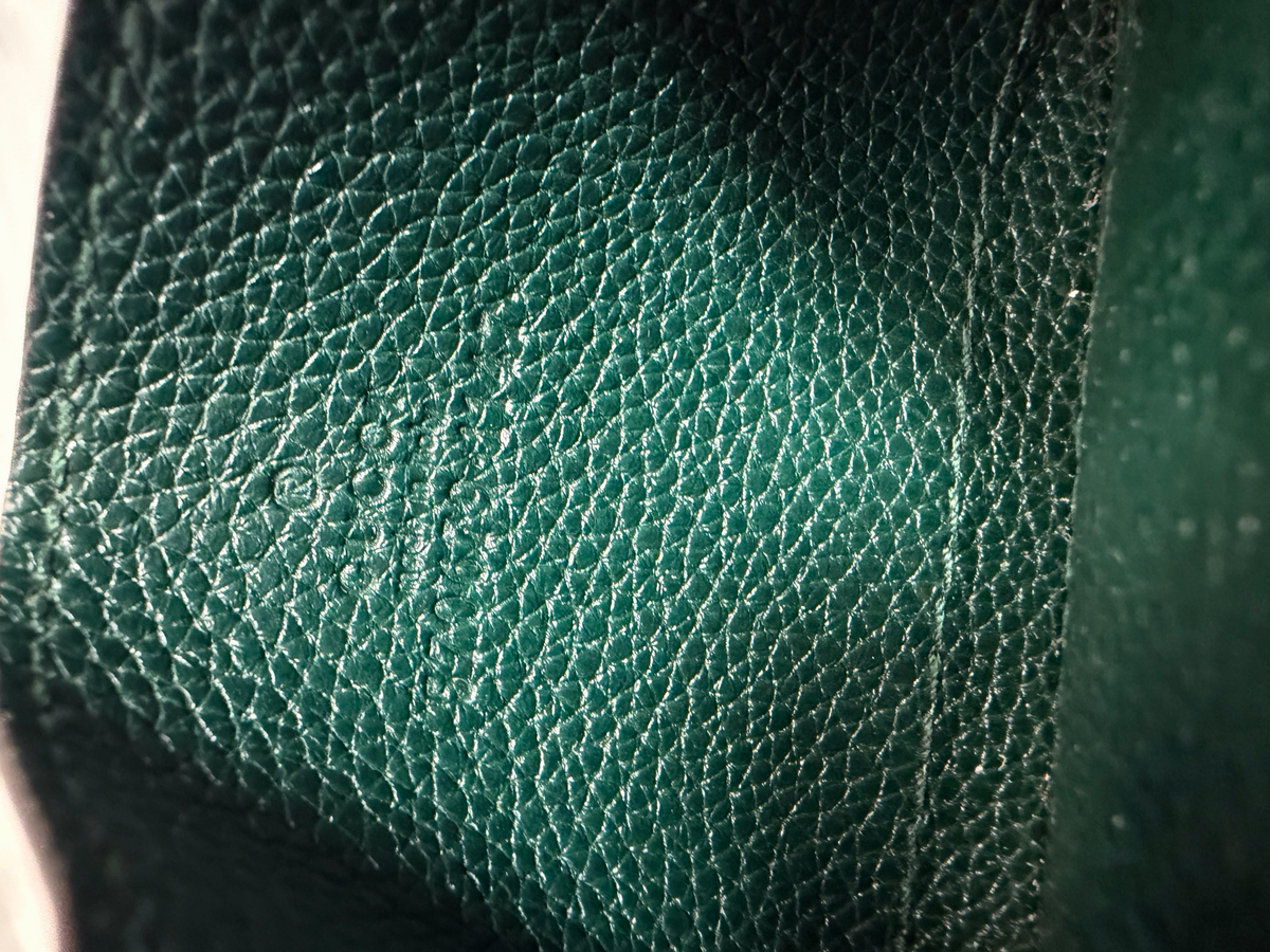 Gucci Zumi Pebbled Leather Card Holder Horsebit in Green