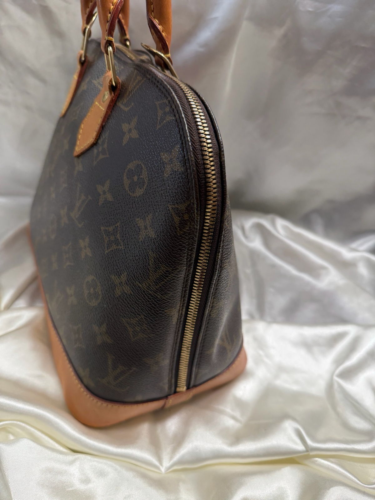 Louis Vuitton Monogram Alma Pm Dome Satchel Top Handle